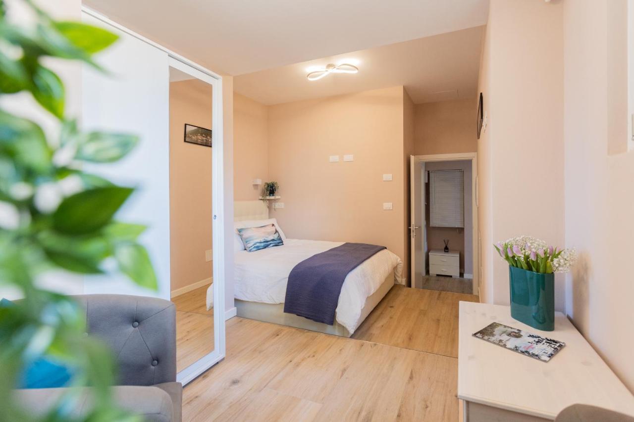 ארגגנו Luna & Stella Apartments By Rent All Como מראה חיצוני תמונה